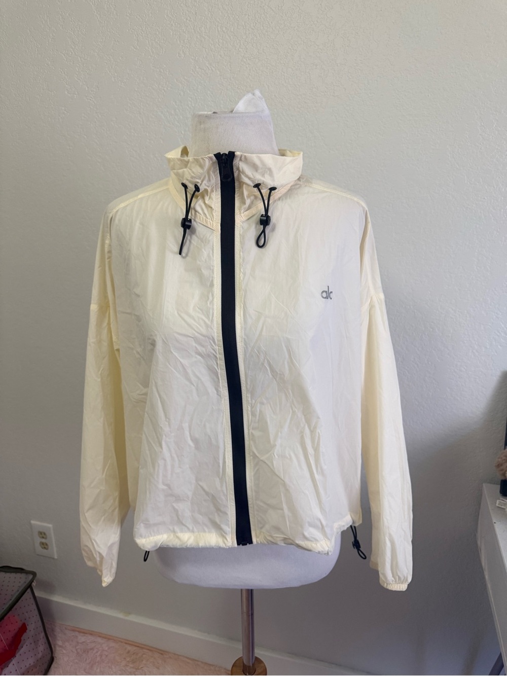 Jacket Subcategory Identification - Picture 4 of 5